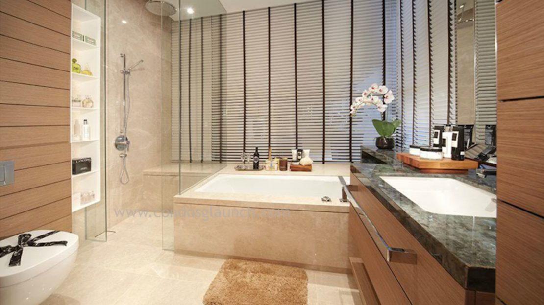 One Balmoral Luxury Bathroom