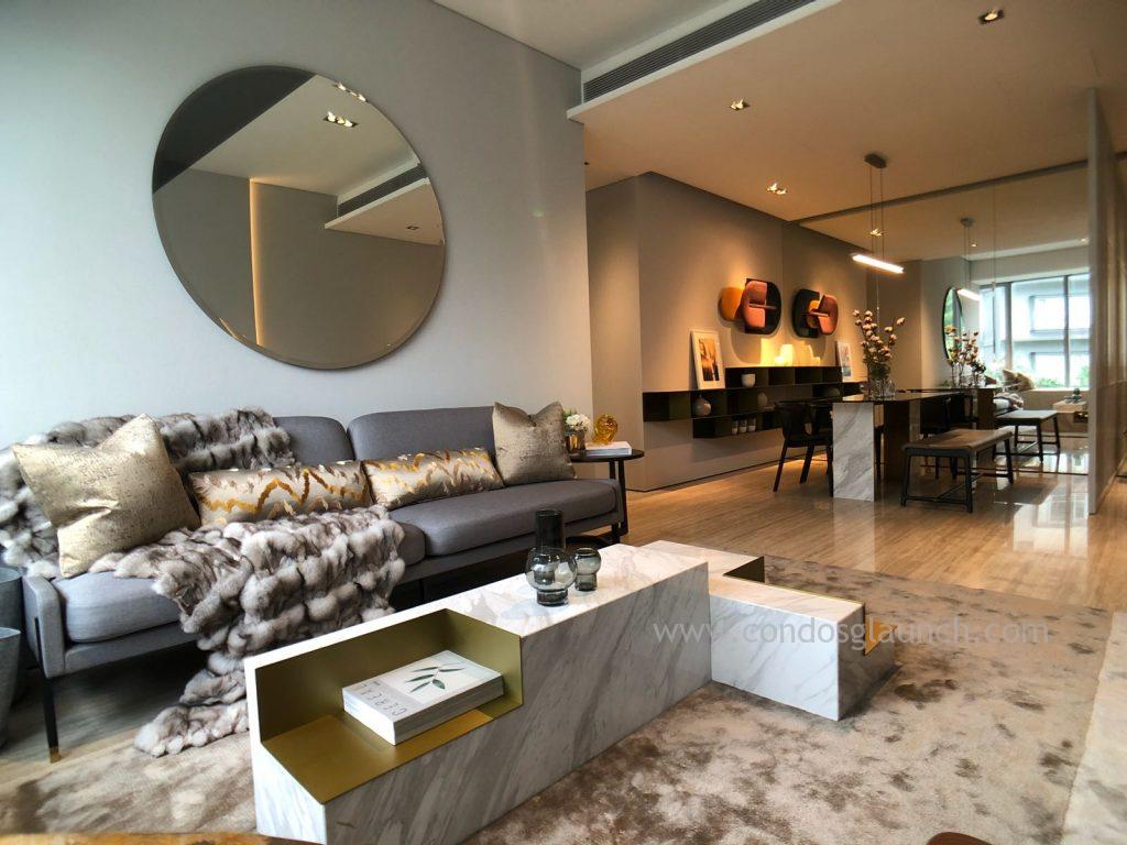 21 Angullia Park showflat