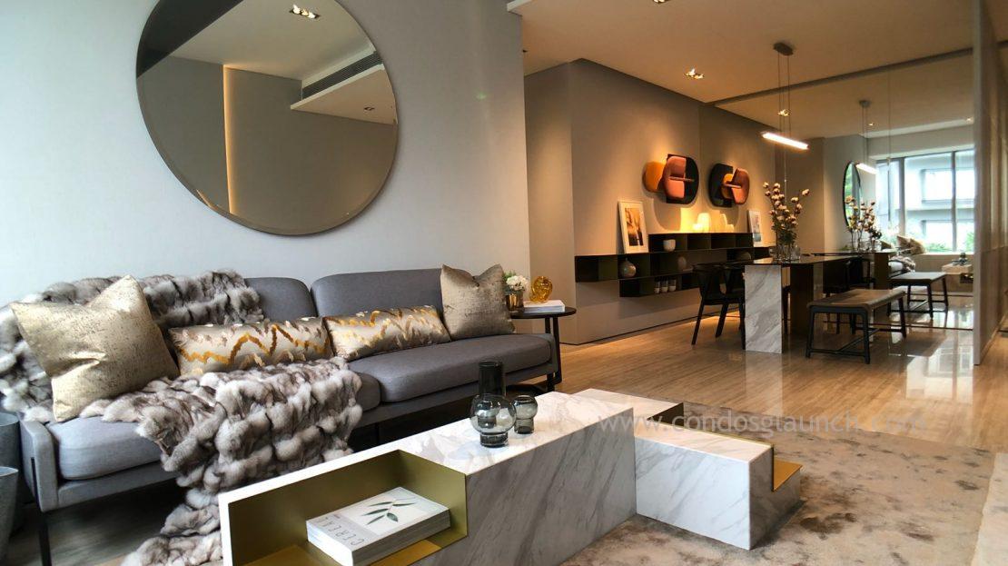 21 Angullia Park showflat